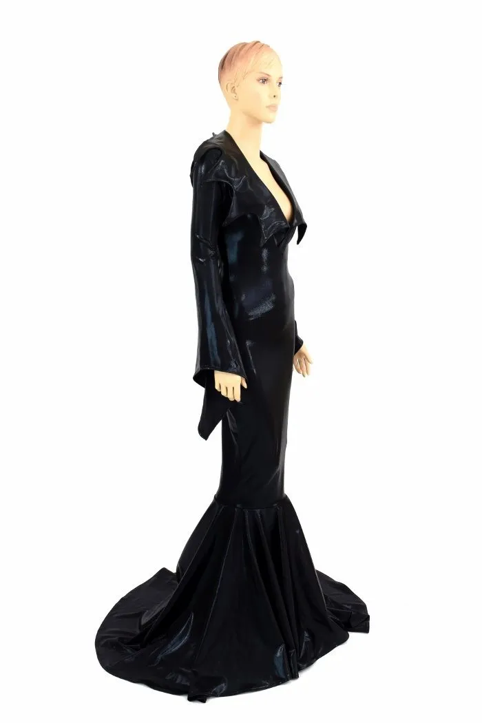 Demonica Collar Puddle Train Gown