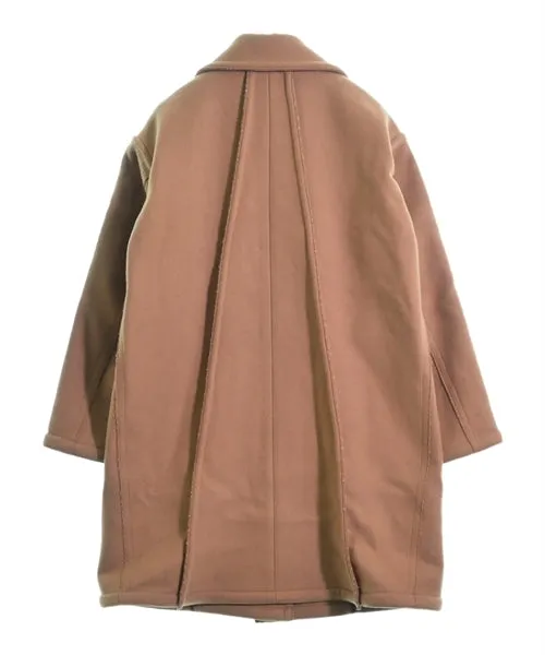 UN3D. Soutien collar coats