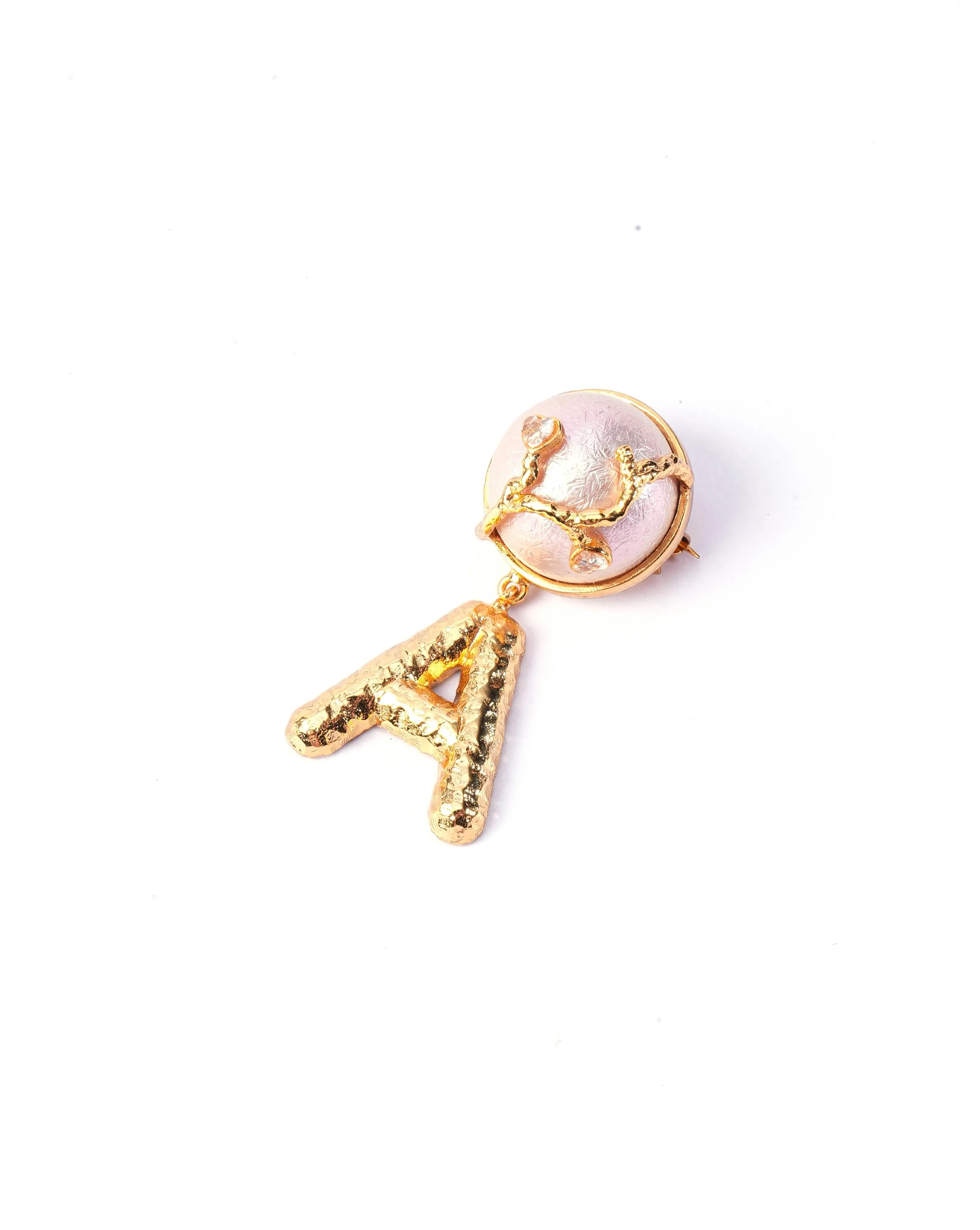 Vine Crest Personalised Brooch in Gold